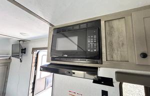2026 Sunset Park RV Sun-Lite 21BH RV rental photo 15