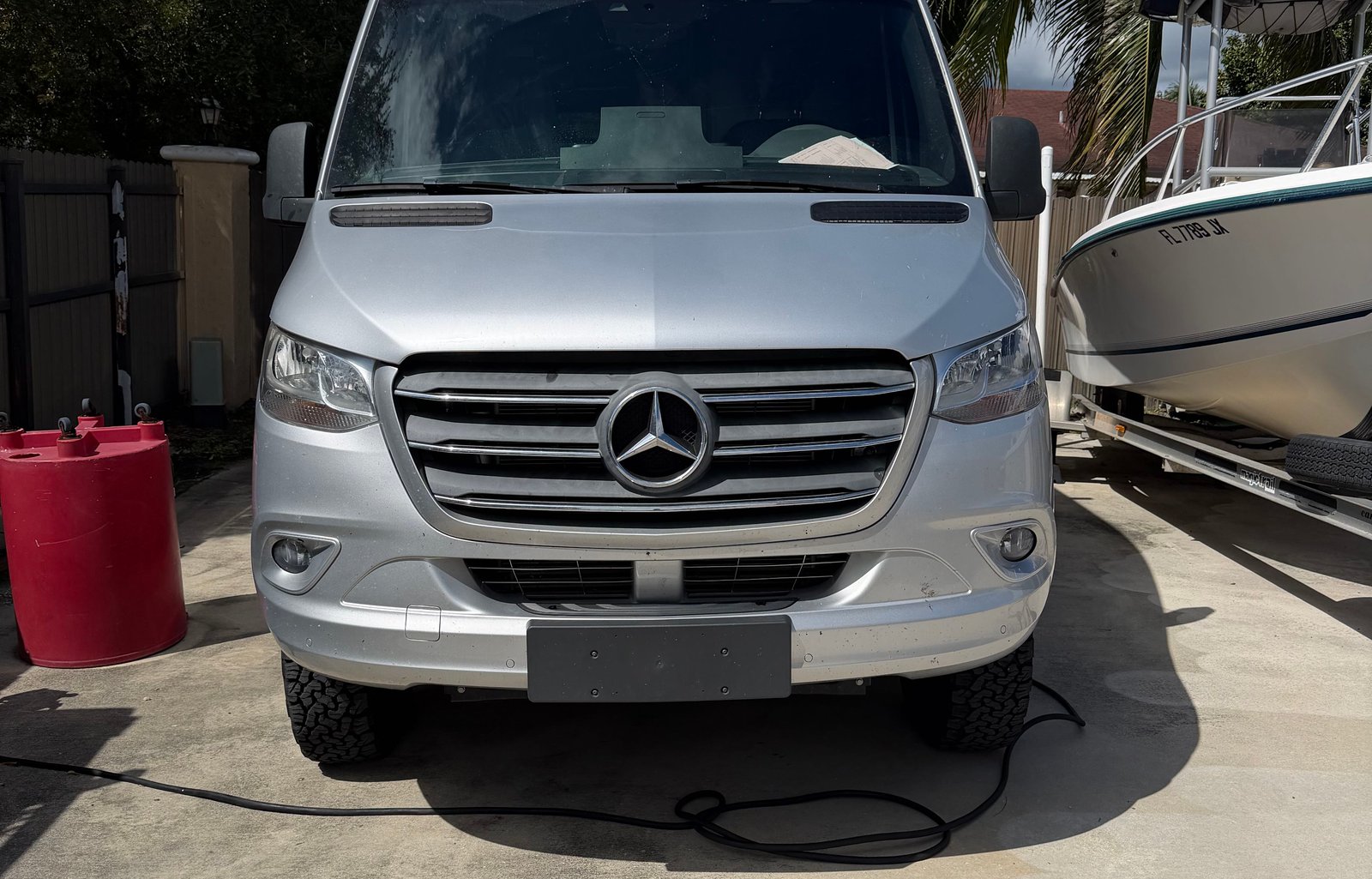 Baez RV Rentals - Adventure-Ready, Pet-Friendly RV