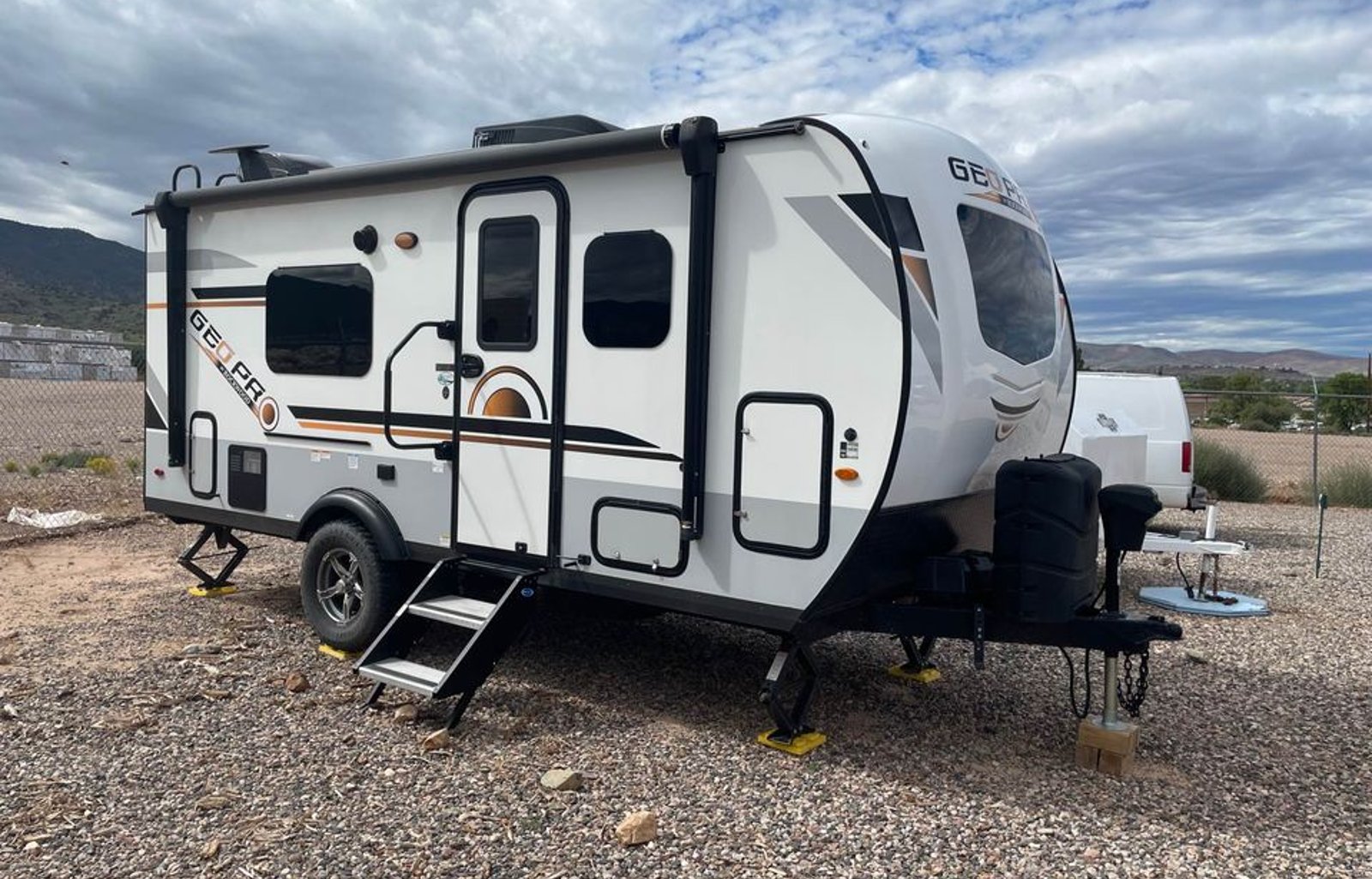 Glamping at its BEST with our 19ft GEO Pro Trailer
