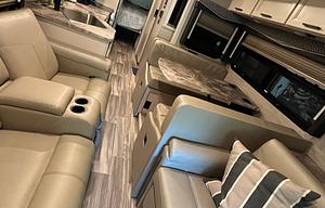 Ramblin' Renata RV Rental