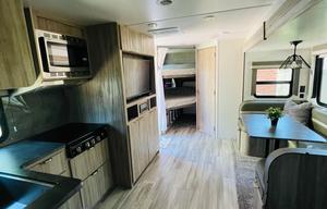 2022 Winnebago Minnie 2301BHS