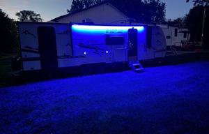 Cherokee Grey Wolf Black Label Adventure Trailer