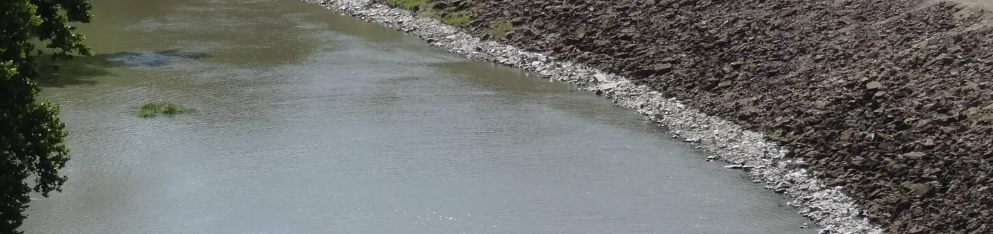 Outlet (pomona Lake)