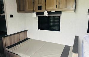 2022 Gulf Stream RV Ameri-Lite Super Lite 199DD RV rental photo 4