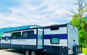 DELIVERY ONLY! 3-BUNK BEDROOM!Family Friendly!