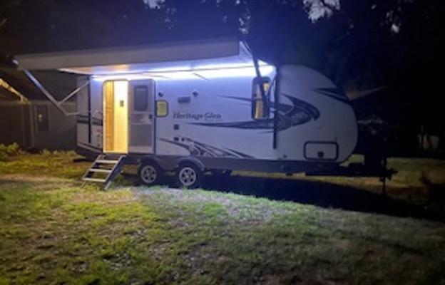 2018 Wildwood Heritage Glen Hyper-Lyte 23RBHL RV rental photo 1