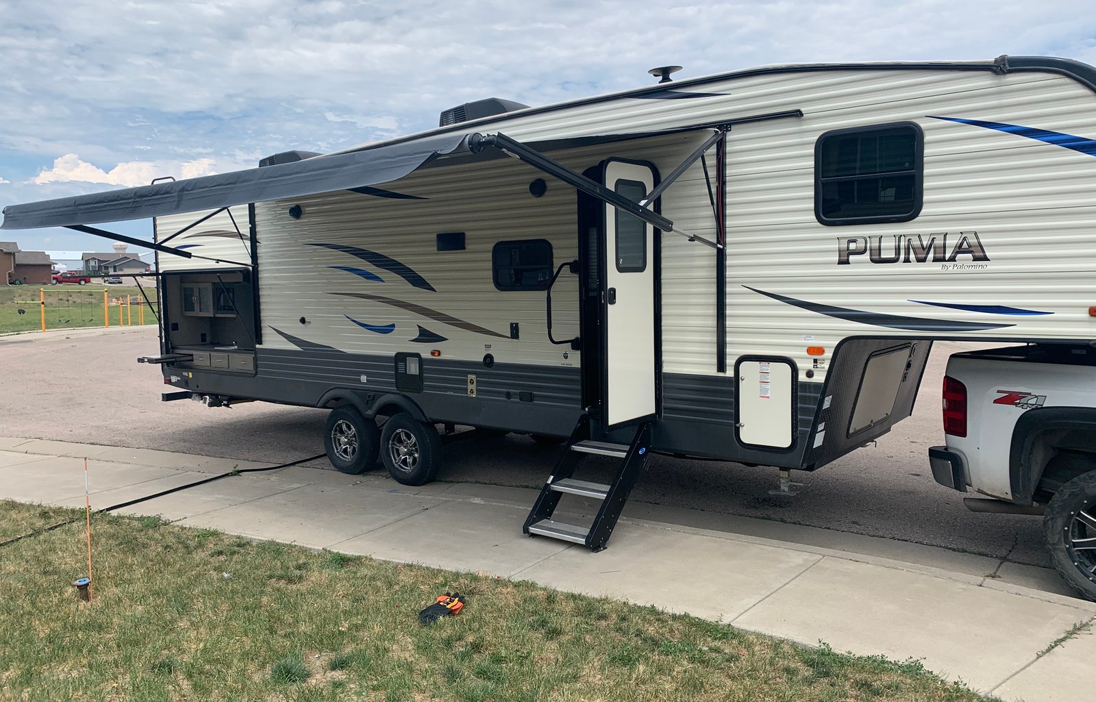 2021 Palomino Puma 295BHSS