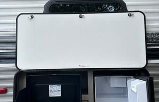 2022 Dutchmen RV Coleman Lantern Series 285BH RV rental photo 3