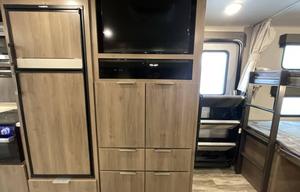 2021 Imagine 2800BH RV rental photo 18