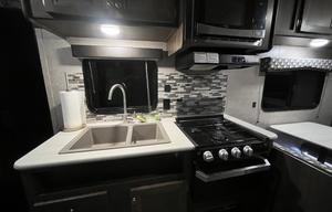 2019 Dutchmen RV Coleman Lantern Series 202RD