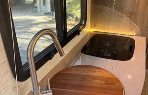 Luxury Mercedes-Benz Entegra  Unlimited Generator