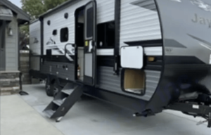 Family or Friends, this trailer is for everyone!