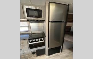 2021 Prime Time RV Tracer 24DBS RV rental photo 5
