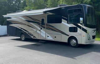 Family Approved, Kid Friendly RV Escape!
