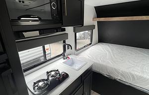 2022 Family friendly, pet friendly travel trailer