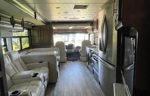 Sam & Kate’s Kid Approved RV Rental w/2 bathrooms