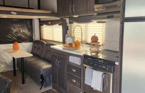 2018 Clean-Forest River RV Stealth FQ2313