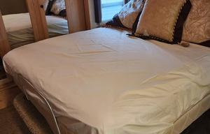 (2008 Winnebago Vectra) The Johnson's Road Coach