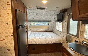 Lance Trailer 1575 – Easy Tow - Small Pet Friendly