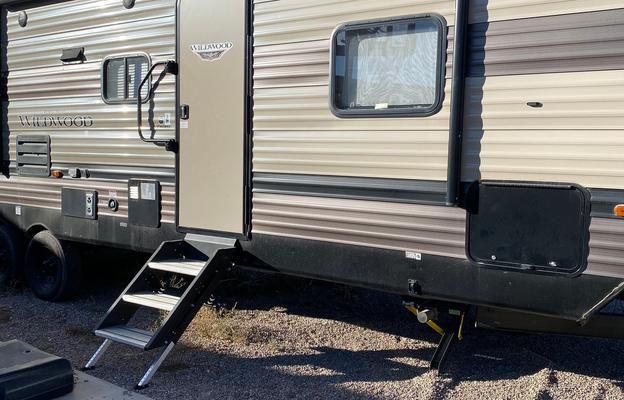 2019 Wildwood 30QBSS RV rental photo 1