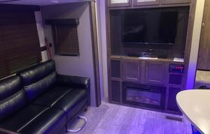 2020 CrossRoads RV Volante 270BH