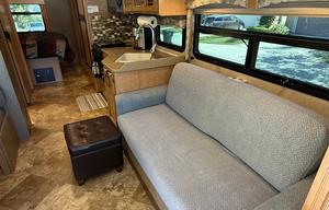 2017 Thor Motor Coach Windsport 29M    "a hui hou"