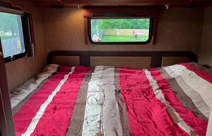 2015 Thor Motor Coach Axis 24.1