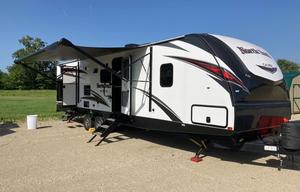 2019 Heartland North Trail 33BUDS King