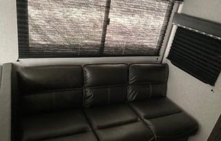 Family RV with bunk beds, queen bed, and more!