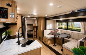 NEW 2025 ! Sugar Wolf ! Double Bunks • Sleeps 8