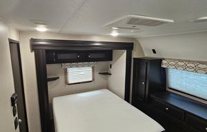 2019 Venture RV SportTrek Touring Edition 343VBH