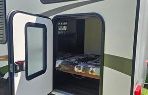 20 ft VERY CUTE MALLARD CAMPER - SUV TOWABLE