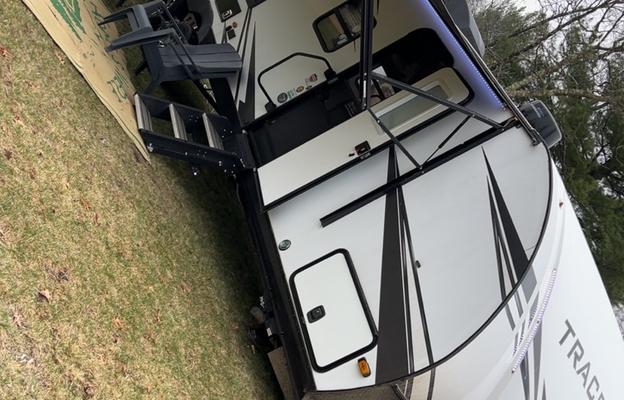Jamber Acres Cozy Camper
