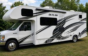 Trailblazer • Sleeps 6 Class C Toy Hauler • Outlaw