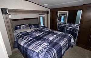 2017 Heartland Sundance 3700RLB
