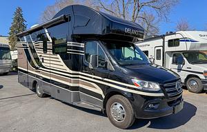 DELANO - Luxury Mini Coach for 2-4