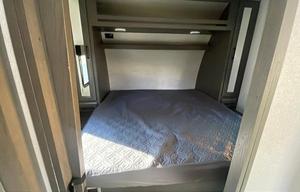 2021 Toy hauler FREE kayak & FREE SUP