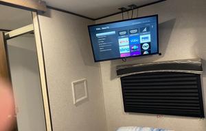 2017 Jayco Jay Flight - Loaded w/ Bunks "4ore"