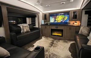 Plenty of room for guests and pets! Delivery Only