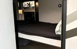 Family Adventure Bunkhouse – Easy Tow