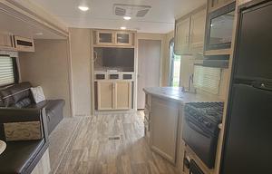 2019 Coachmen Catalina- Family Outdoor Rig