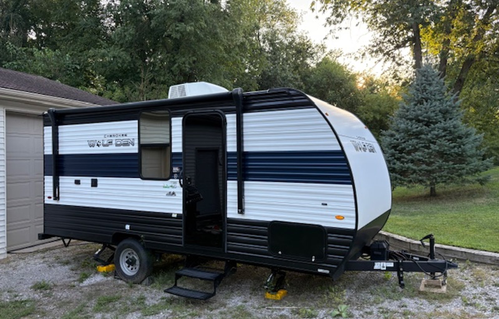 2024 Forest River Rv Cherokee Wolf Den 16EV