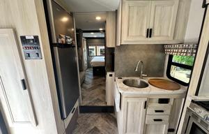 2021 Forest River RV Sunseeker 3250DSLE