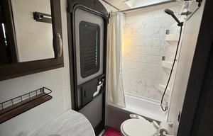 Adventure ready Cougar - bunks + family friendly