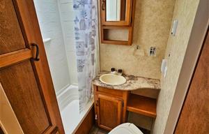 2014 Coachmen RV Apex Ultra-Lite 235BHS