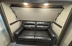 The Meramec – Outdoor Escape Camper