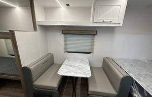 BRAND NEW 2025 Eddie Bauer 17BH-L - Sleeps 5