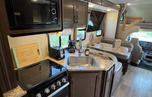 The Cheetah | Glamping on Wheels – Sleeps 6-8