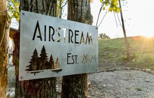 Secluded 1972 Renovated Airstream on Ranch