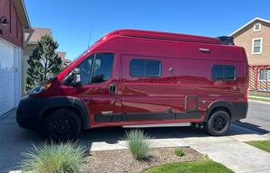 PJ’s 2022 Winnebago Solis 59P with rooftop AC